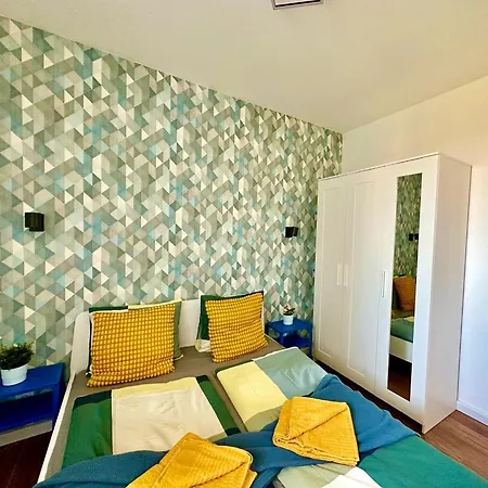Apartment Lovely Young Panorama 01 #danube #balcony #freeparking *
