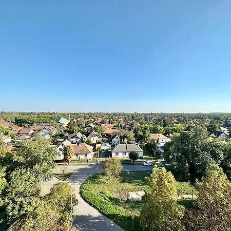 Apartment Lovely Young Panorama 01 #danube #balcony #freeparking *